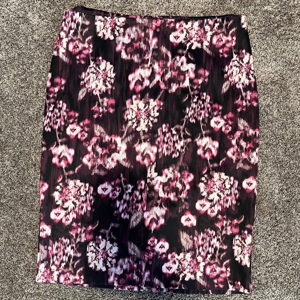 Pencil skirt